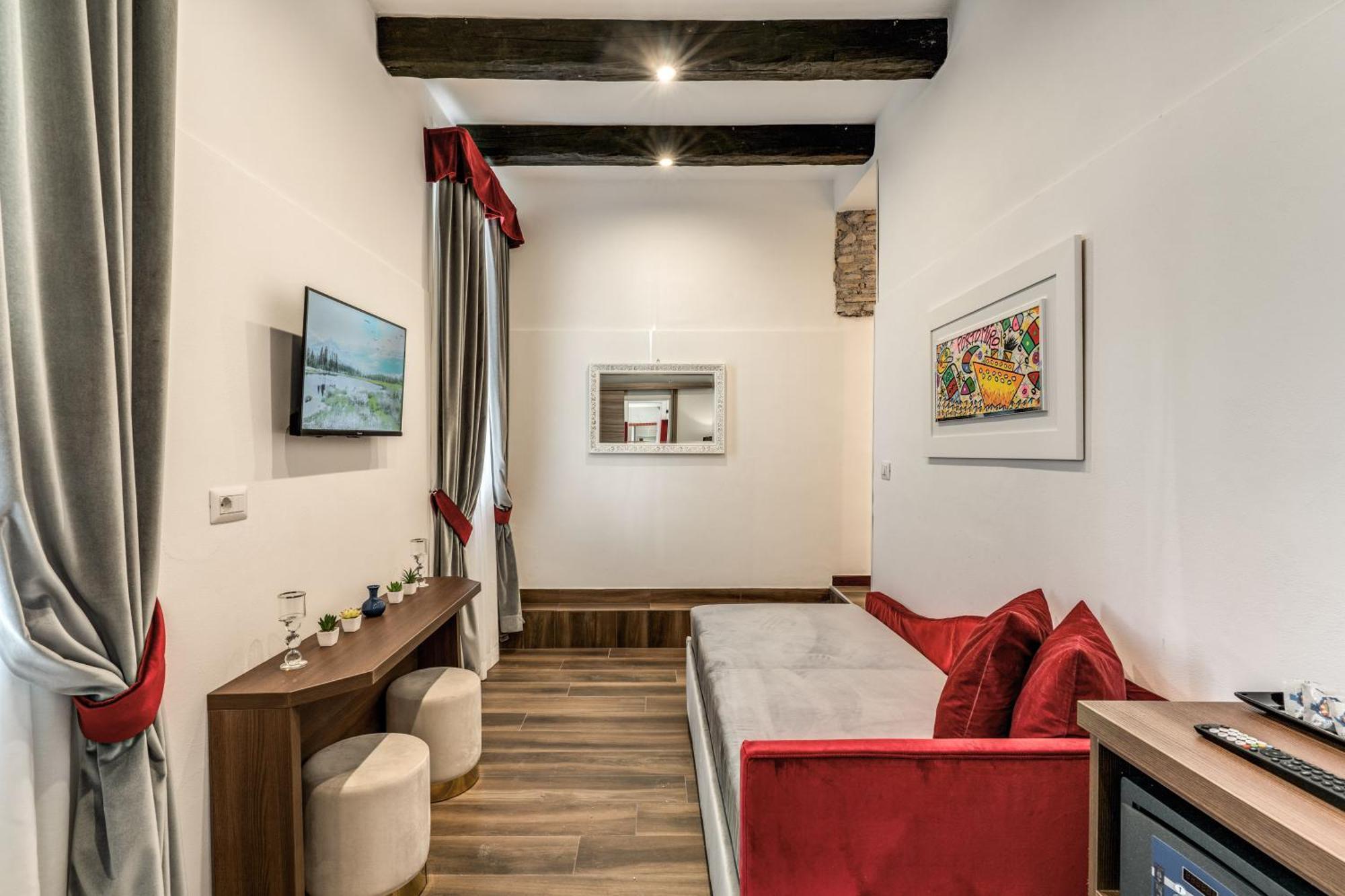 Tritone House Gasthuis 4*