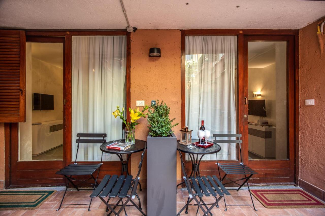 Tritone House Gasthuis 4*