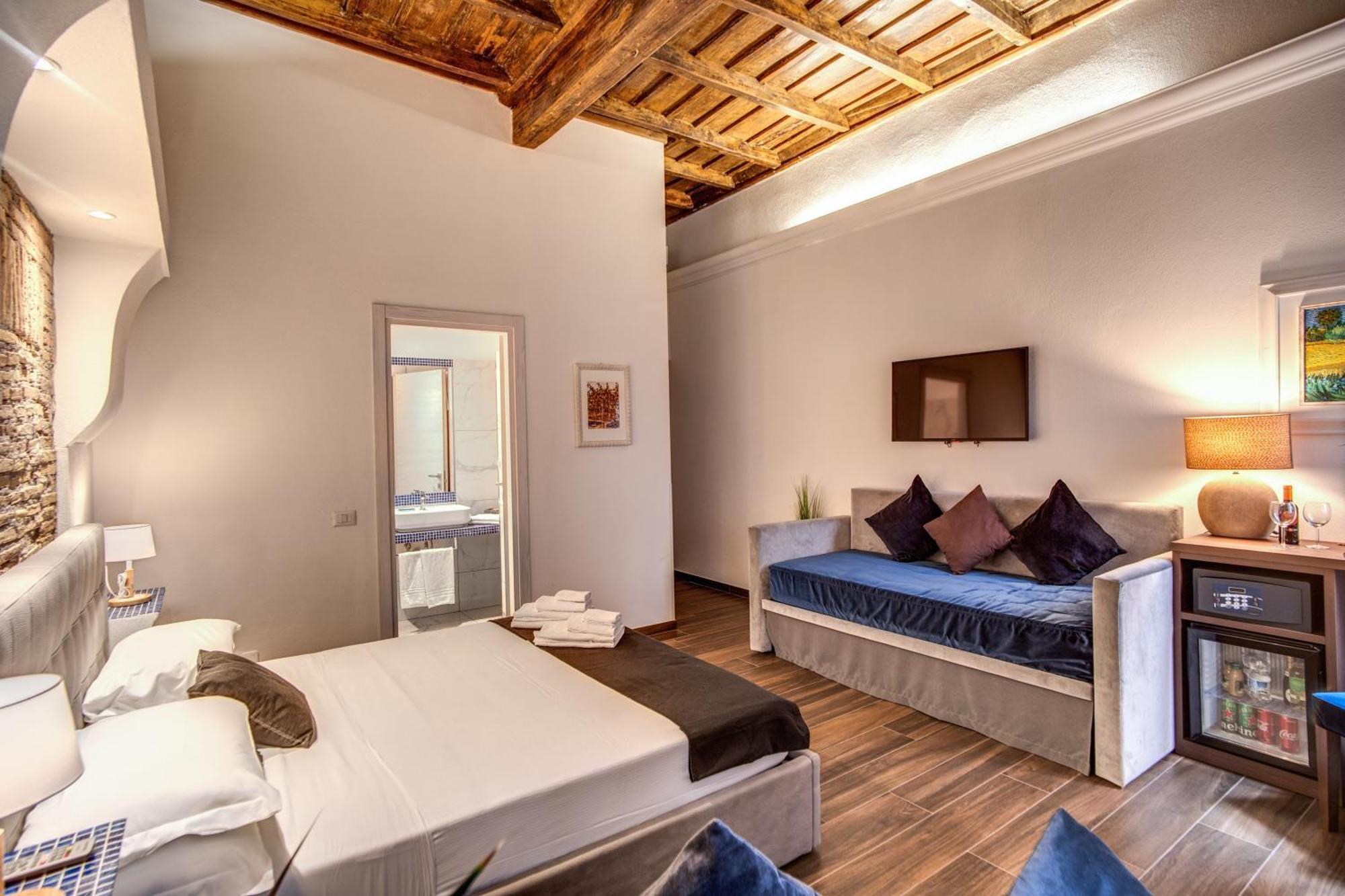 Gasthuis Tritone House Rome